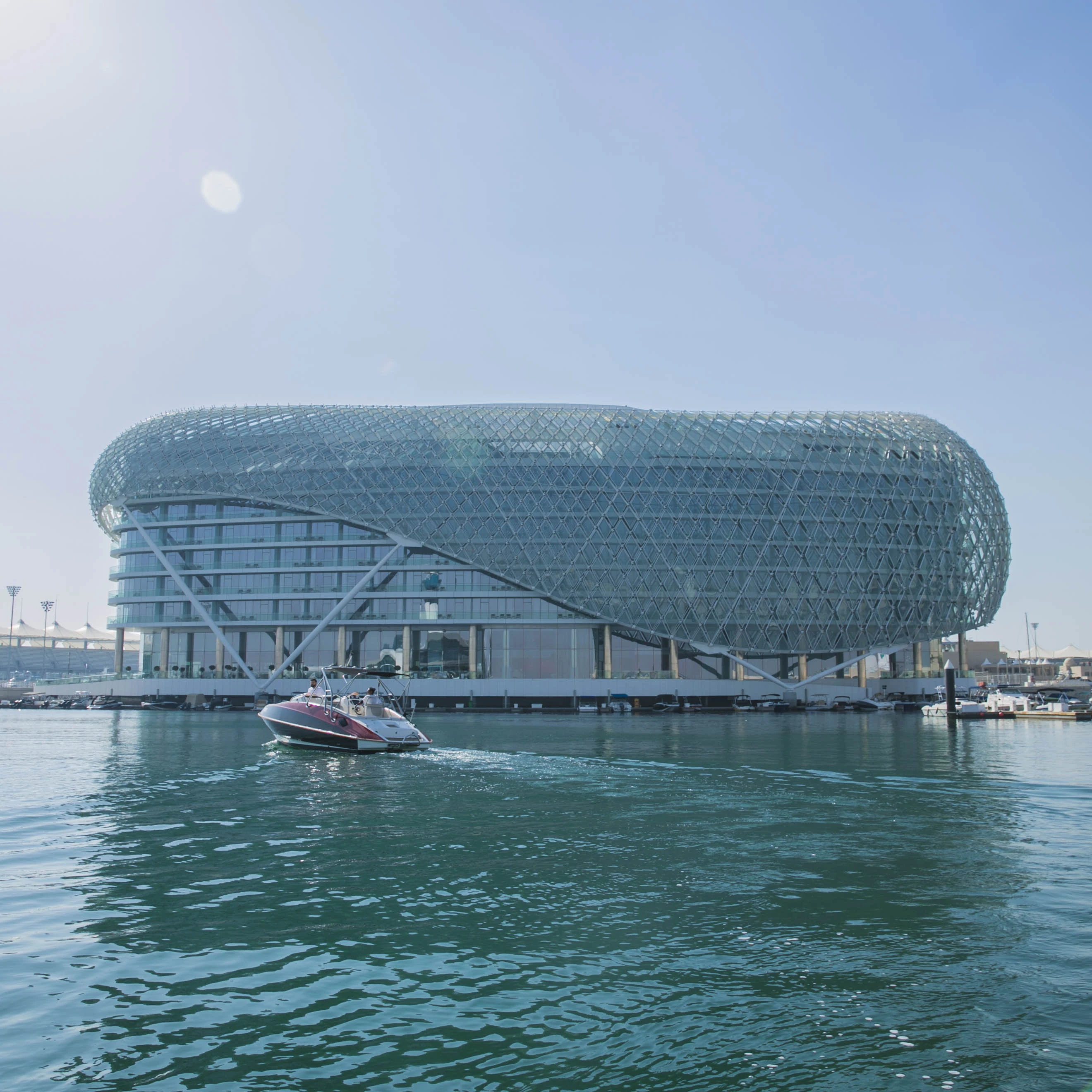 yas-marina-boat-club